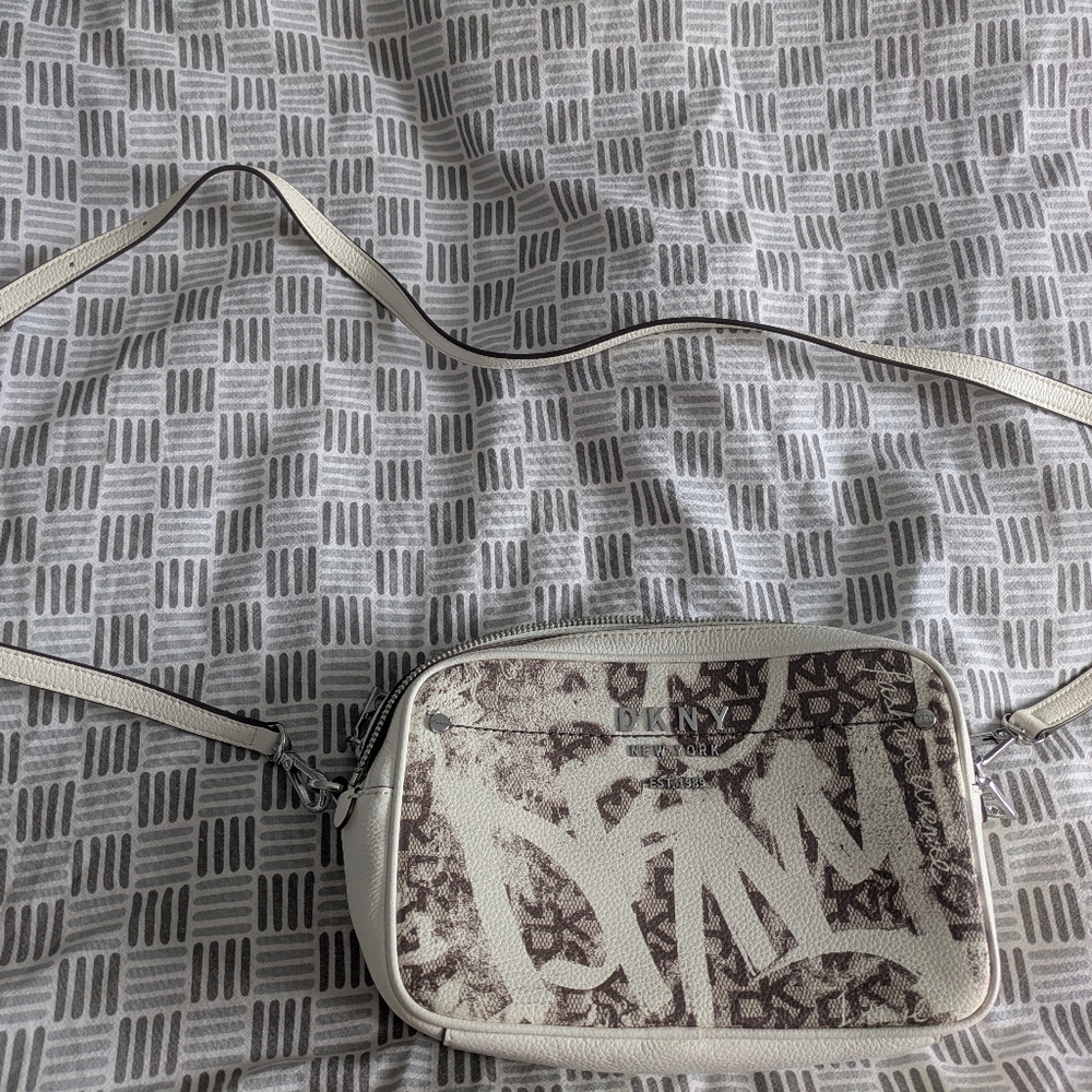 Like new DKNY Camera bag